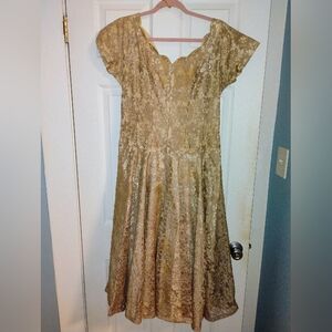Elegant Lace Dress in Gold
